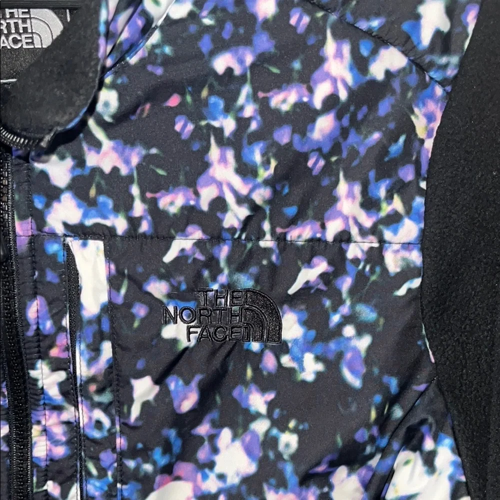 Floral Patterned Jacket - Picture 2 of 7